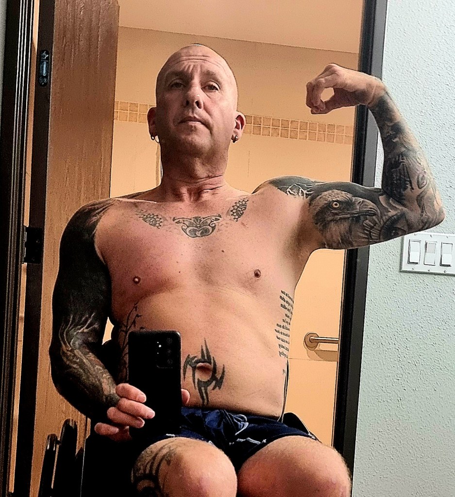 man wheelchair bodybuilder quadriplegic