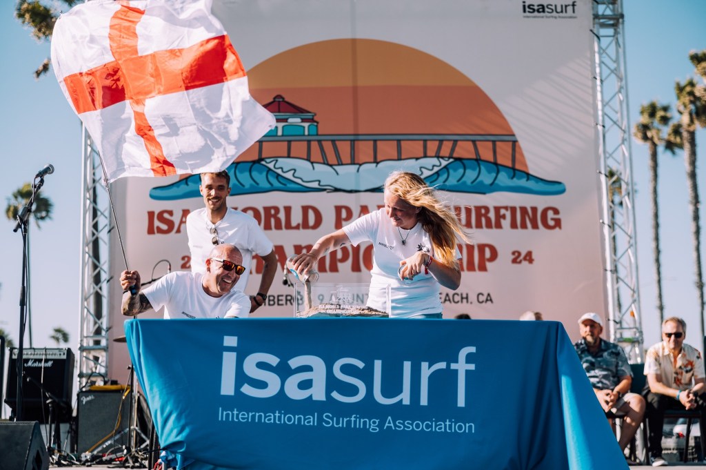 james price waving England flag para surfing world championships